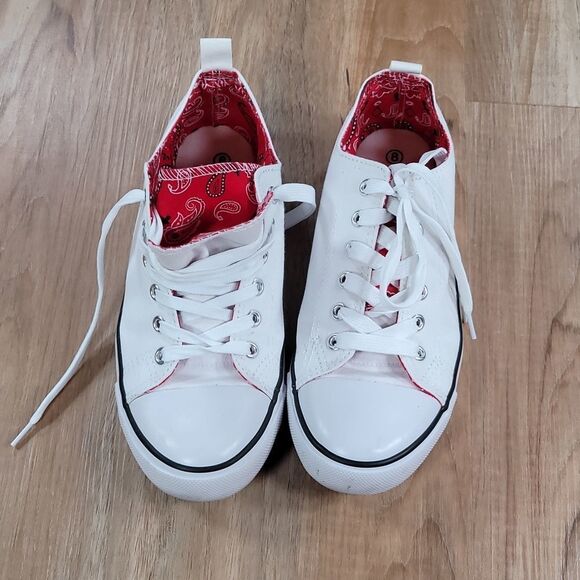 💜Twisted White & Red Paisley Double Tongue Sneakers Size 8 - Picture 3 of 14